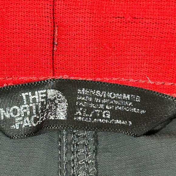 The North Face Men's XL Game Shorts Grey Red Nylon - Picture 7 of 12
